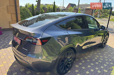 Внедорожник / Кроссовер Tesla Model Y 2022 в 
