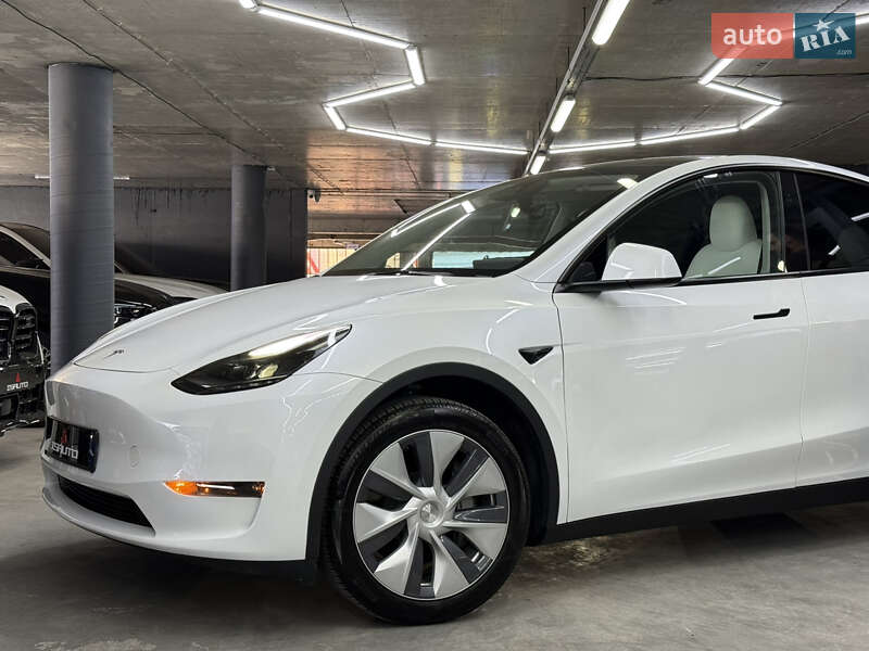 Внедорожник / Кроссовер Tesla Model Y 2023 в Одессе