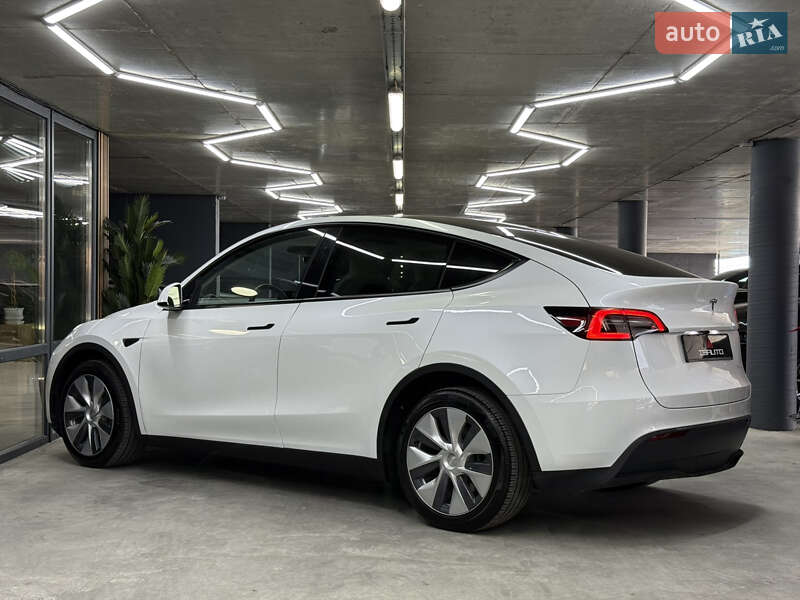 Внедорожник / Кроссовер Tesla Model Y 2023 в Одессе