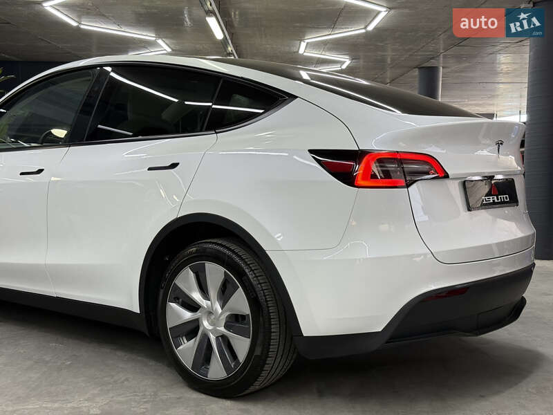 Внедорожник / Кроссовер Tesla Model Y 2023 в Одессе