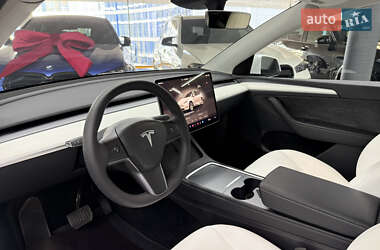 Внедорожник / Кроссовер Tesla Model Y 2023 в 