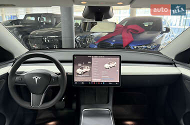 Внедорожник / Кроссовер Tesla Model Y 2023 в 