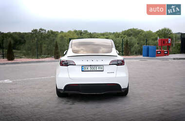 Внедорожник / Кроссовер Tesla Model Y 2023 в 
