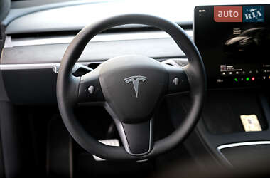 Внедорожник / Кроссовер Tesla Model Y 2023 в 