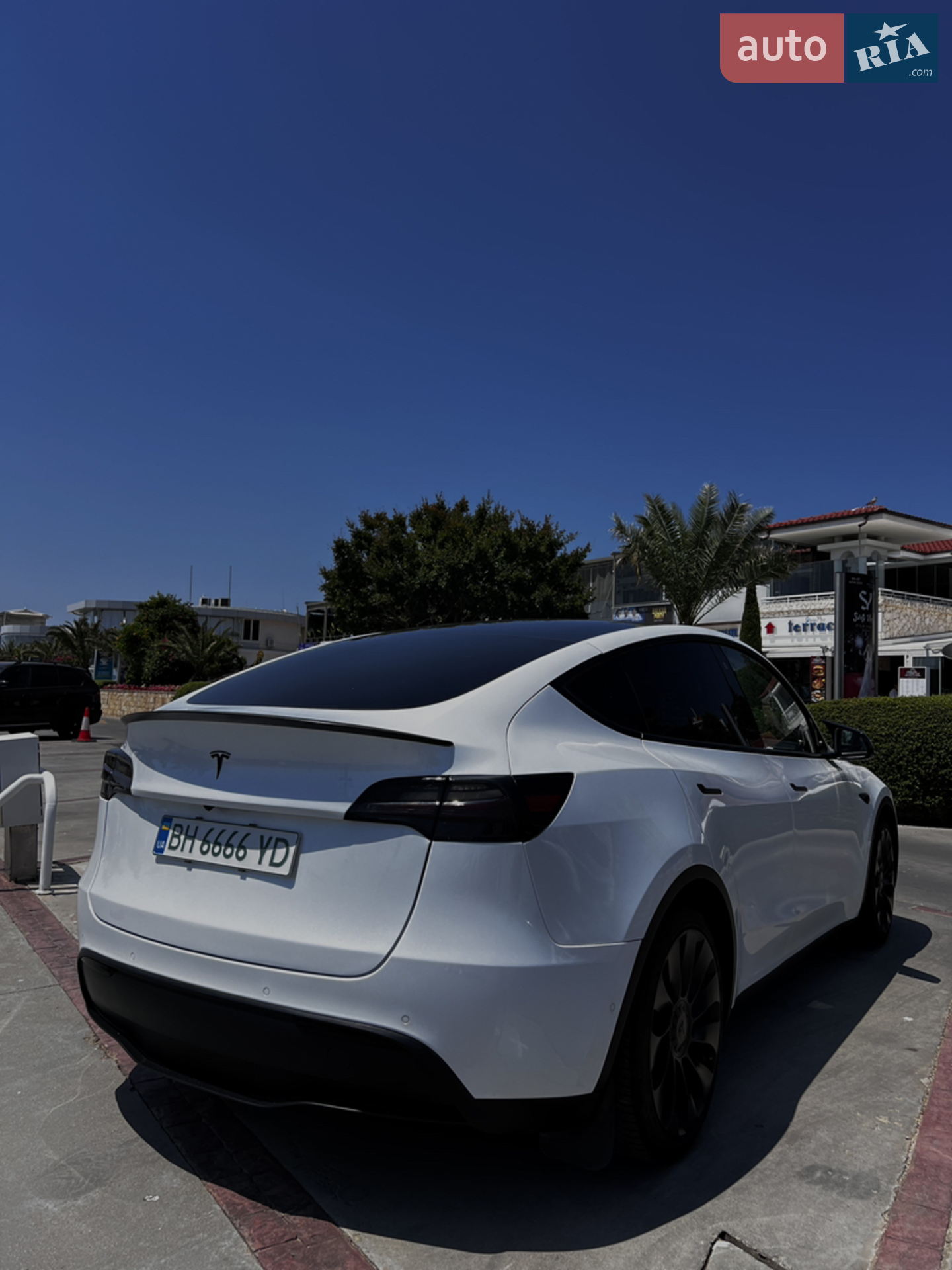 2021 Tesla Model Y - мініатюра 8