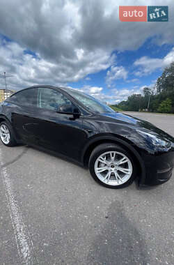 Внедорожник / Кроссовер Tesla Model Y 2023 в 