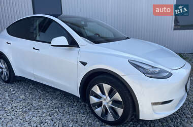 Внедорожник / Кроссовер Tesla Model Y 2021 в 