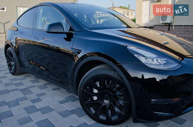 Внедорожник / Кроссовер Tesla Model Y 2022 в 