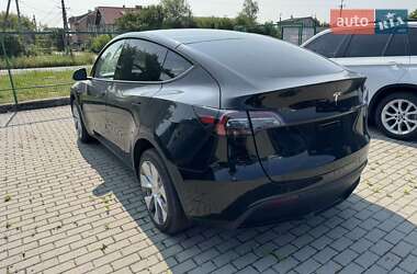 Внедорожник / Кроссовер Tesla Model Y 2023 в 