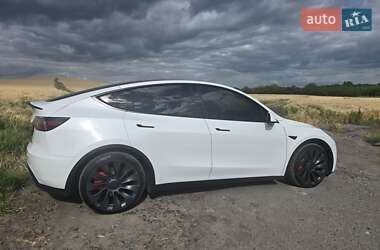 Внедорожник / Кроссовер Tesla Model Y 2023 в 