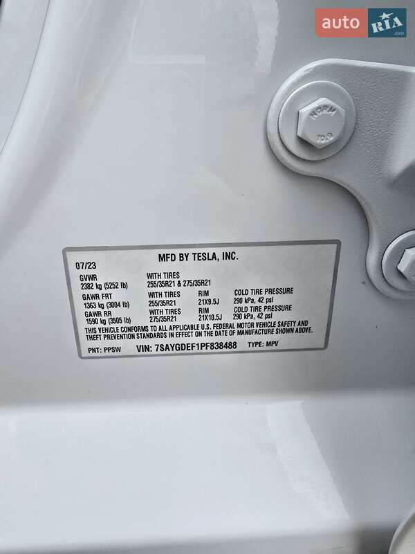 Внедорожник / Кроссовер Tesla Model Y 2023 в Львове