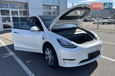 Внедорожник / Кроссовер Tesla Model Y 2023 в 