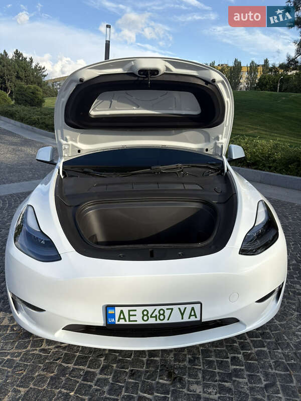 Внедорожник / Кроссовер Tesla Model Y 2023 в Днепре