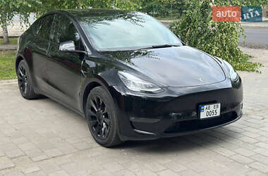 Позашляховик / Кросовер Tesla Model Y 2021 в Дніпрі