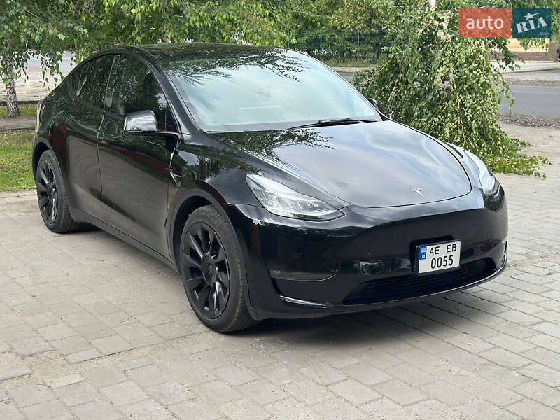 Позашляховик / Кросовер Tesla Model Y 2021 в Дніпрі