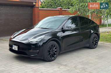 Внедорожник / Кроссовер Tesla Model Y 2021 в 