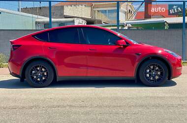 Внедорожник / Кроссовер Tesla Model Y 2022 в 