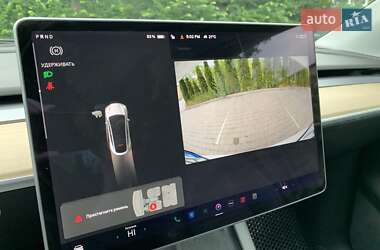 Внедорожник / Кроссовер Tesla Model Y 2021 в 