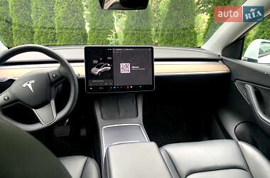 Внедорожник / Кроссовер Tesla Model Y 2021 в 