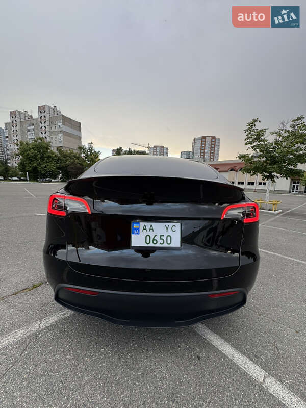 Внедорожник / Кроссовер Tesla Model Y 2022 в Броварах