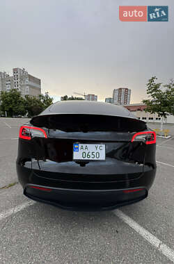 Внедорожник / Кроссовер Tesla Model Y 2022 в 