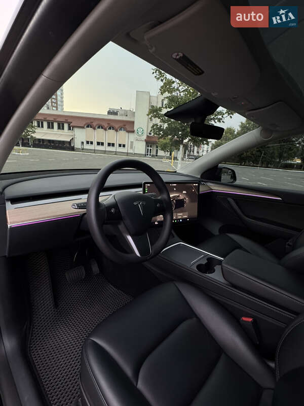 Внедорожник / Кроссовер Tesla Model Y 2022 в Броварах