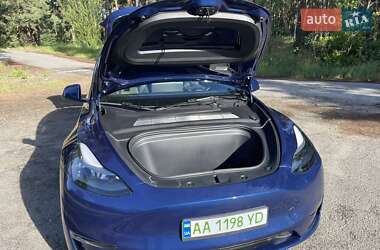 Внедорожник / Кроссовер Tesla Model Y 2023 в 