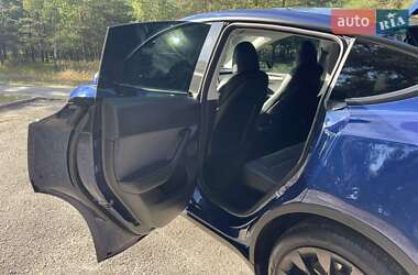 Внедорожник / Кроссовер Tesla Model Y 2023 в 