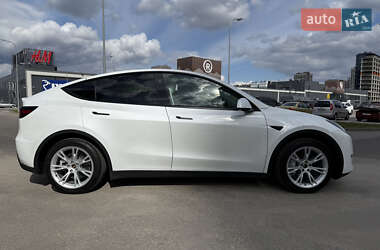 Позашляховик / Кросовер Tesla Model Y 2023 в Києві