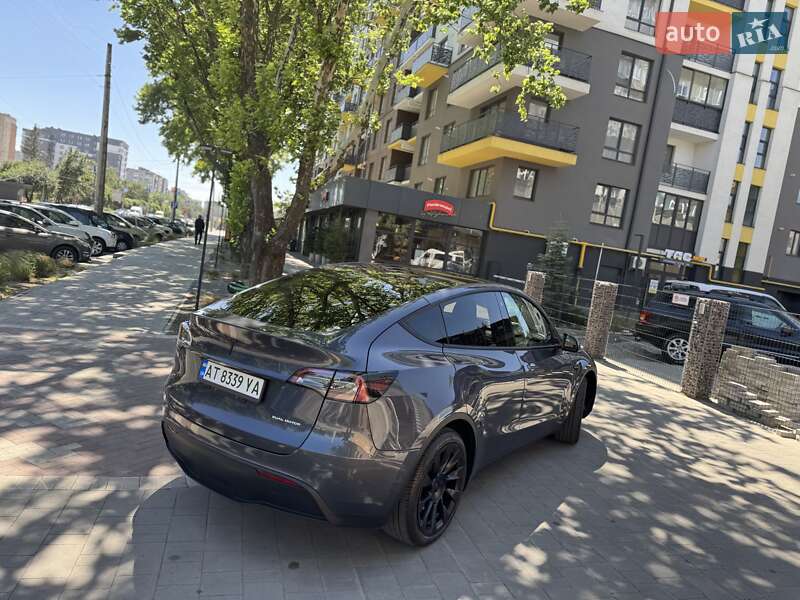 Позашляховик / Кросовер Tesla Model Y 2022 в Івано-Франківську