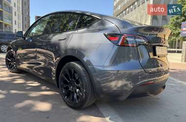Внедорожник / Кроссовер Tesla Model Y 2022 в 