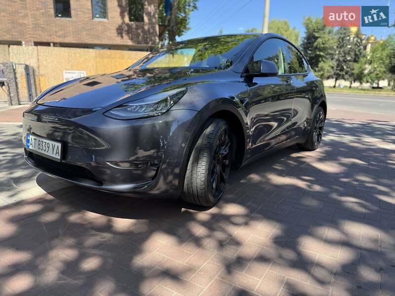 Позашляховик / Кросовер Tesla Model Y 2022 в Івано-Франківську