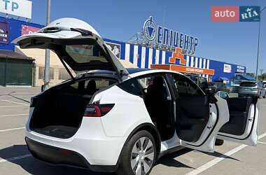 Внедорожник / Кроссовер Tesla Model Y 2021 в 
