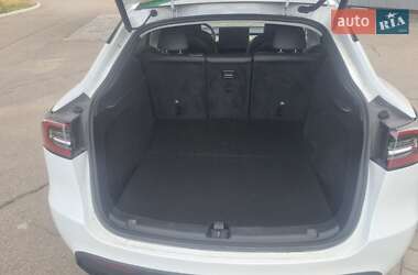 Внедорожник / Кроссовер Tesla Model Y 2023 в 