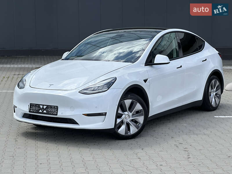 Внедорожник / Кроссовер Tesla Model Y 2021 в Киеве