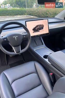 Внедорожник / Кроссовер Tesla Model Y 2023 в 