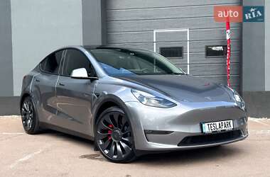 Позашляховик / Кросовер Tesla Model Y 2024 в Києві