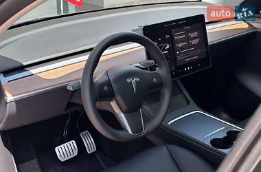 Внедорожник / Кроссовер Tesla Model Y 2024 в 