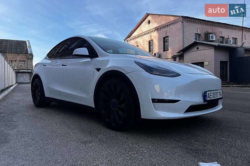 Внедорожник / Кроссовер Tesla Model Y 2021 в Виннице
