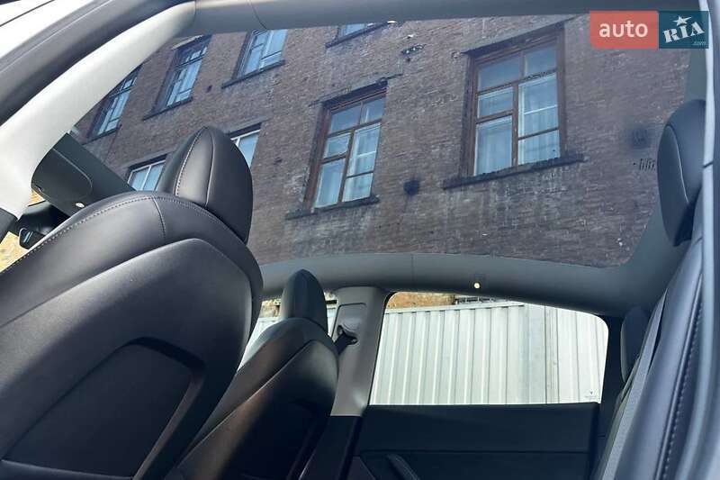 Внедорожник / Кроссовер Tesla Model Y 2021 в Виннице