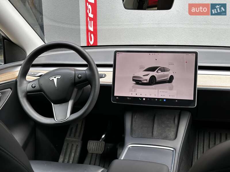 Внедорожник / Кроссовер Tesla Model Y 2023 в Киеве