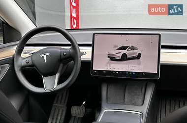 Внедорожник / Кроссовер Tesla Model Y 2023 в 