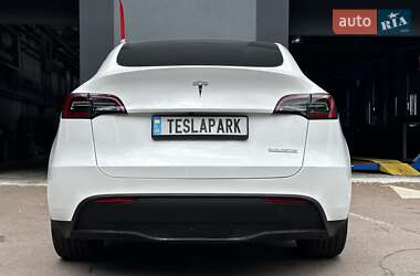Внедорожник / Кроссовер Tesla Model Y 2023 в 