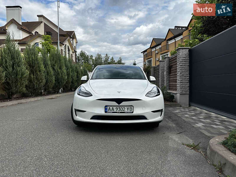 Позашляховик / Кросовер Tesla Model Y 2021 в 