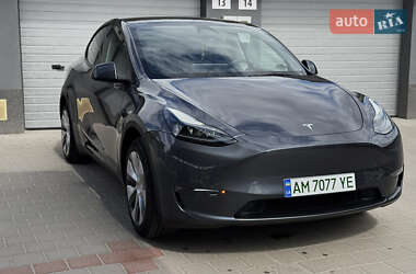 Внедорожник / Кроссовер Tesla Model Y 2023 в 