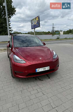 Внедорожник / Кроссовер Tesla Model Y 2024 в 