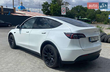 Внедорожник / Кроссовер Tesla Model Y 2023 в 