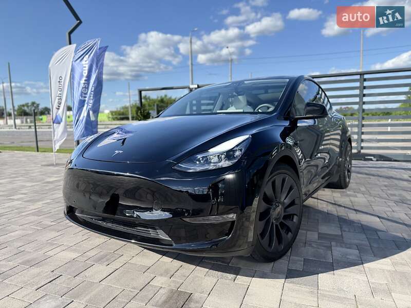 Внедорожник / Кроссовер Tesla Model Y 2021 в Ровно