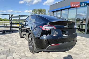 Внедорожник / Кроссовер Tesla Model Y 2021 в 