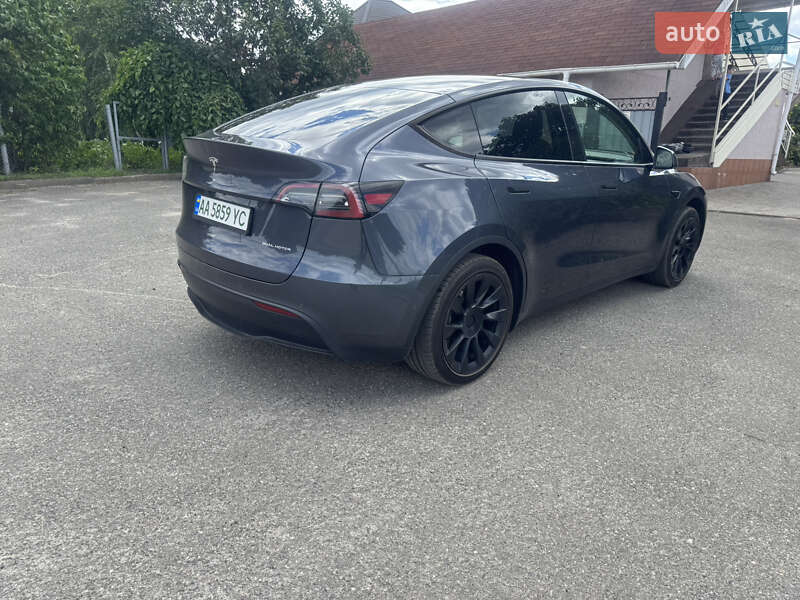 Внедорожник / Кроссовер Tesla Model Y 2022 в Киеве